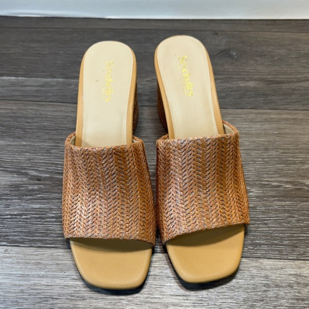 Seychelles Brown Woven Mules woman’s size 10 (j54)